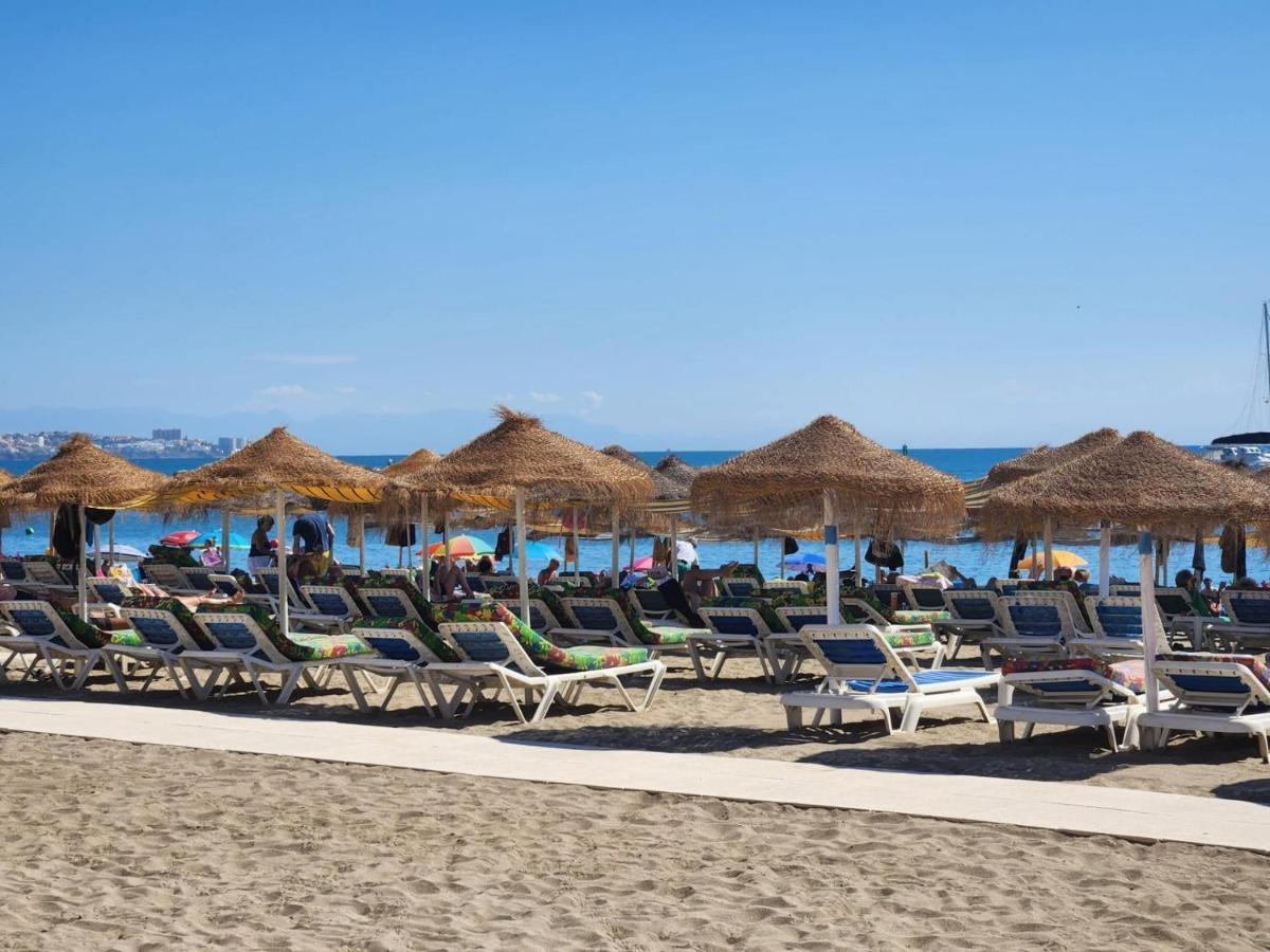Bonito Atico En Primera Linea De Playa Con Piscina Fuengirola Exterior photo